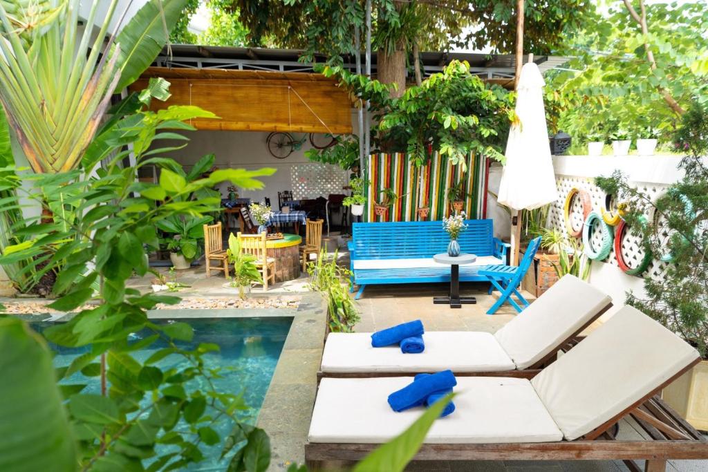 5 Coconut Villa