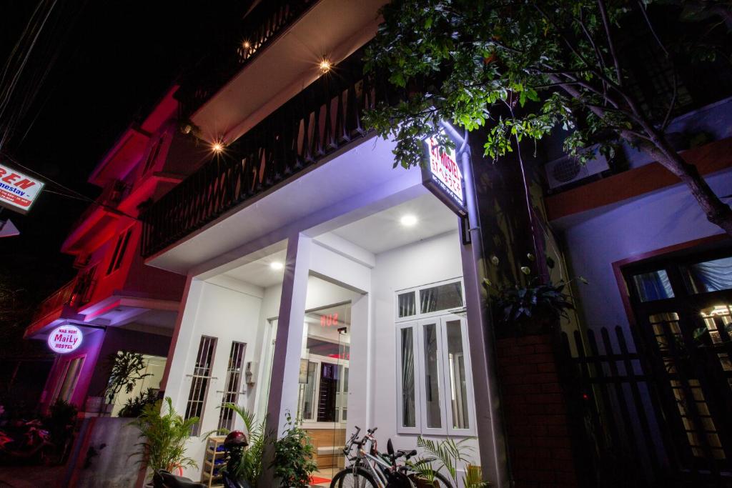 5.T Hostel