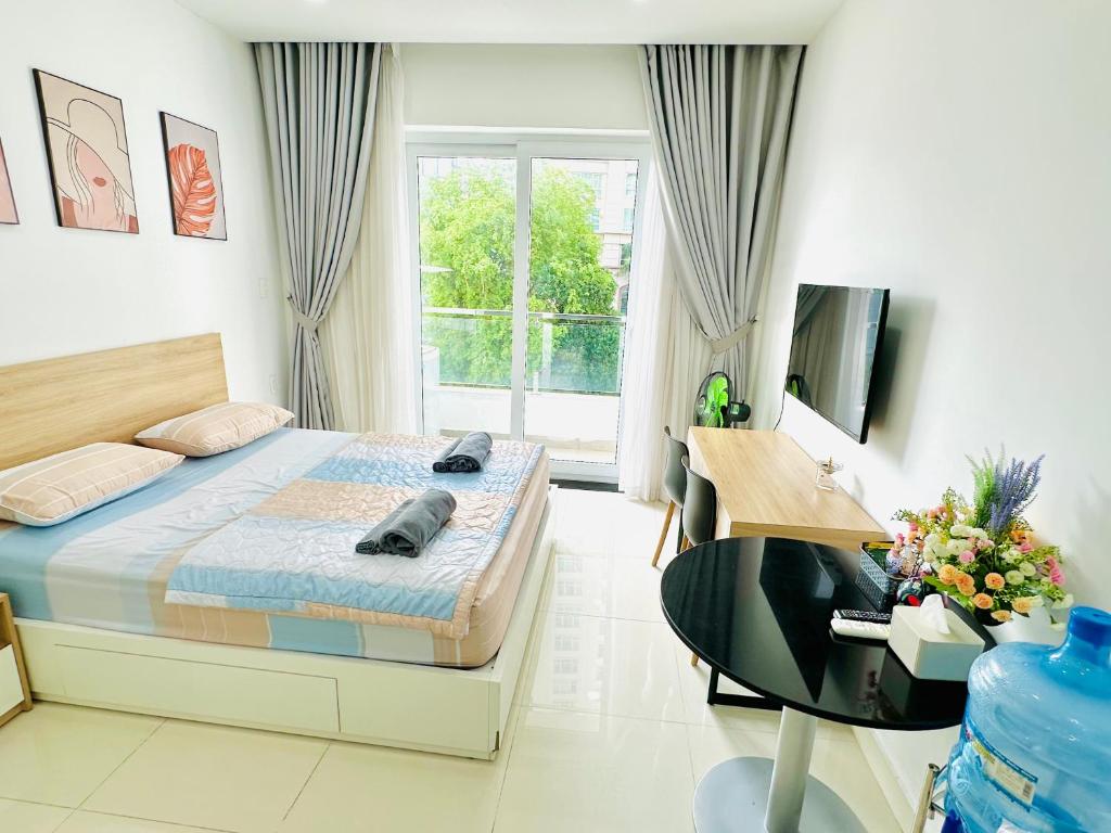 501 Cozy & Quiet 1BR Oasis in Saigon