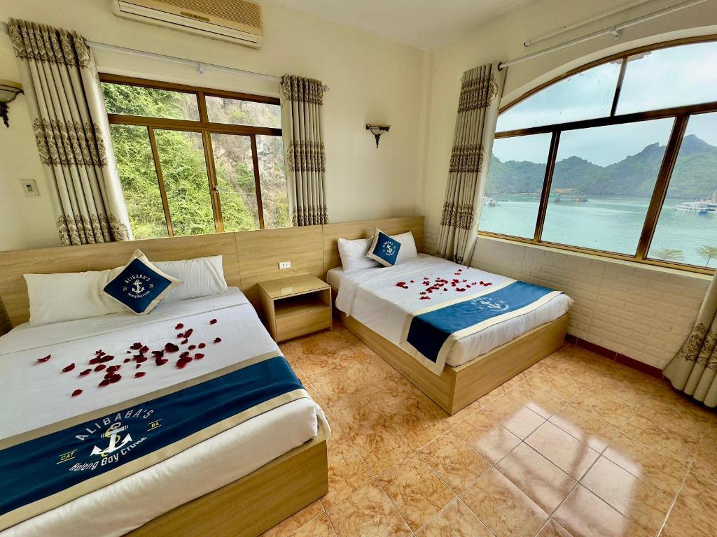 Cat Ba Plaza Hotel
