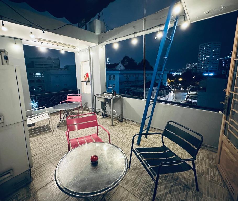 Alleyway Hostel
