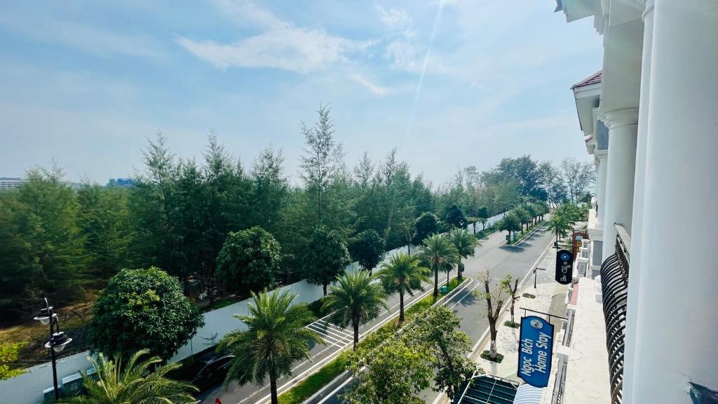 Amber Hotel Home Stay Elevator Exchange money Tour Simcard Internet Wifi