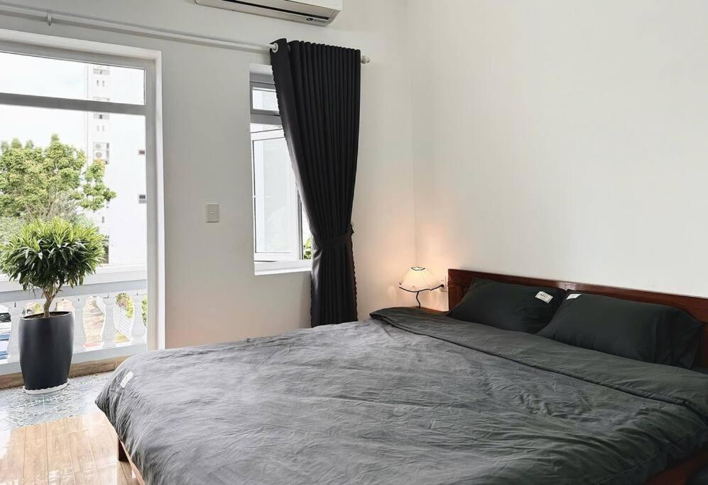 Ami Foreign Center Da Nang 3 - Large Balcony, New Interior, Many Windows, Cozy, Quite