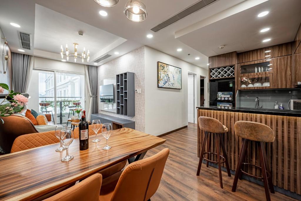 An Corner - Terra Royal 2 Bedrooms Nice View