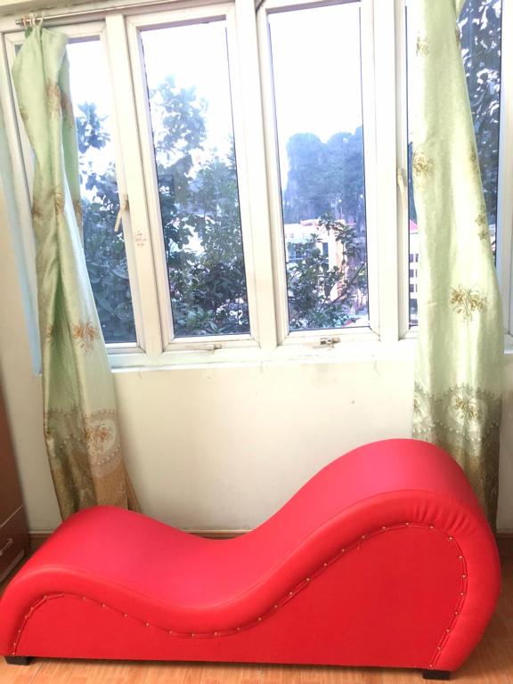 Bee Hostel