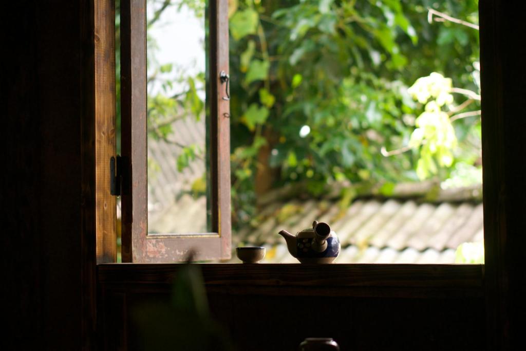 Bluebird - Cozy Indigo Home