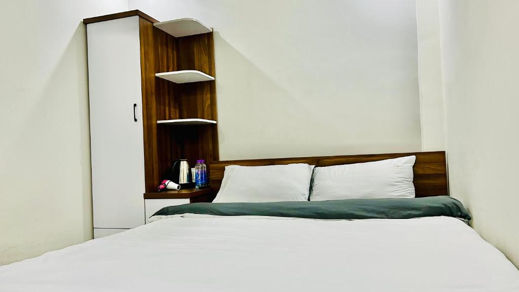 Bơ House hotel
