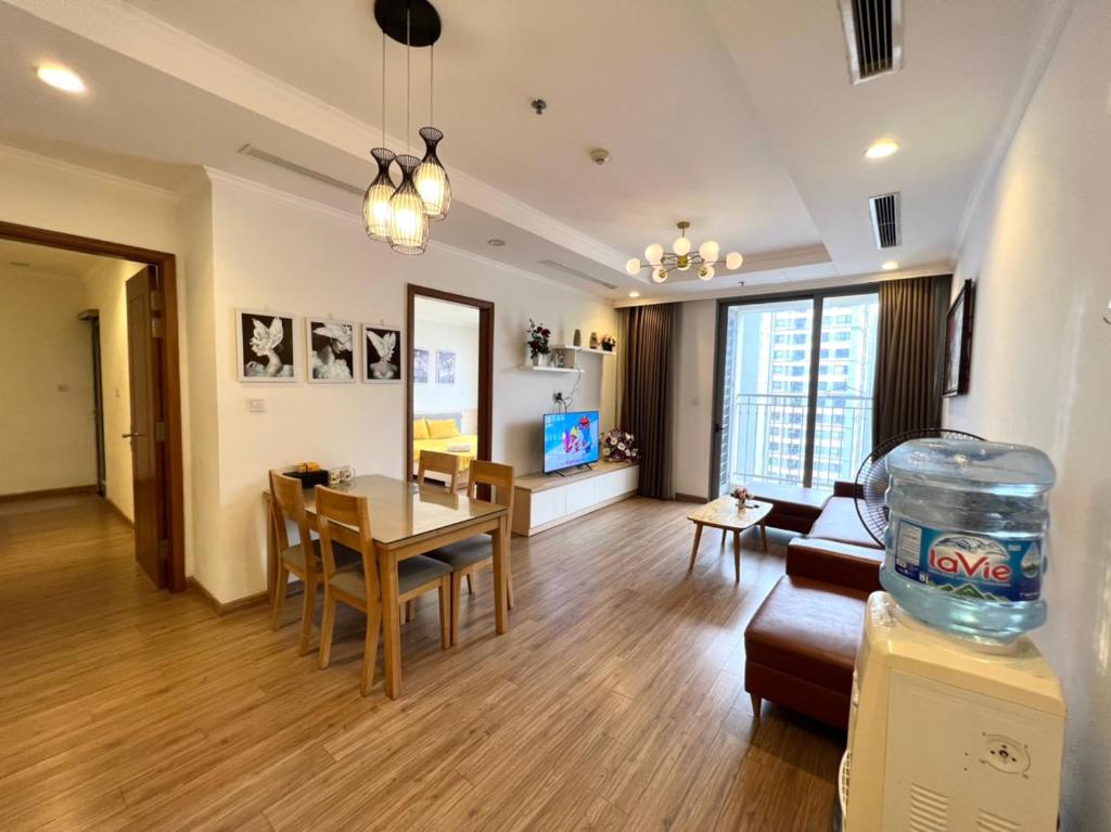 BOM HOMES- VINHOMES TIMES CITY- 2BR-LUXURY APt