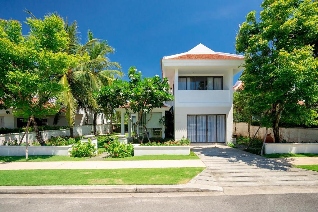 Cam Villa