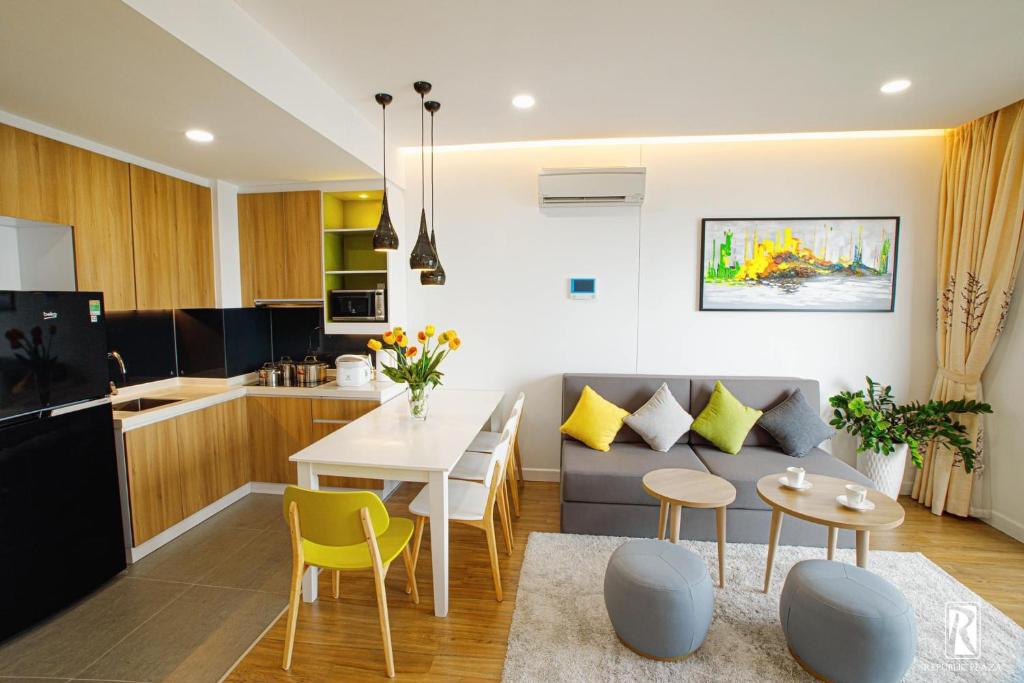 BIG PROMO - Republic Plaza Cong Hoa Apartment