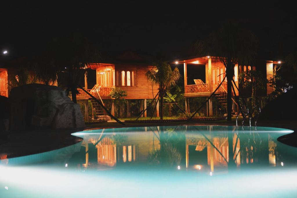 Cay Sao Resort