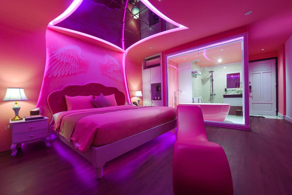 Chiic House 2 - Khách sạn tình yêu