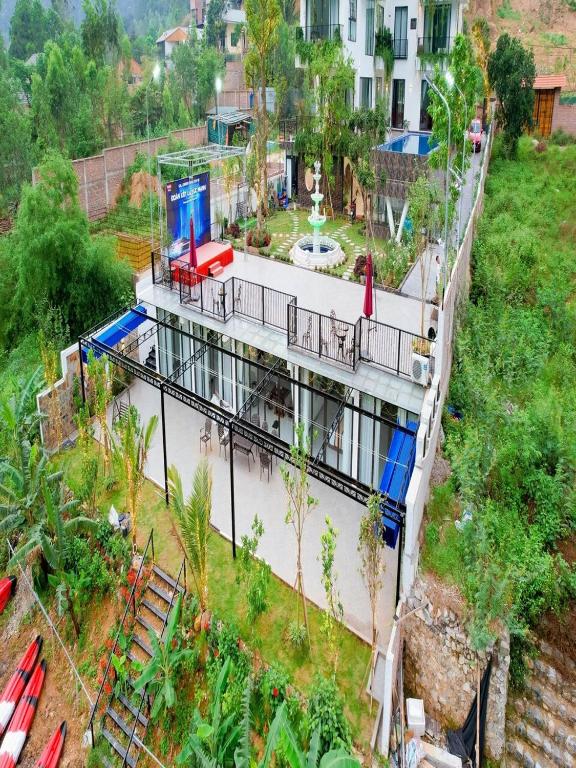 Chuỗi Villa 18 Phòng ngủ - View Hồ - thân thiện môi trường - Hà Nội