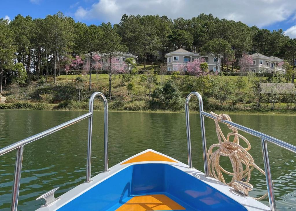 Dalat Edensee Lake Resort & Spa