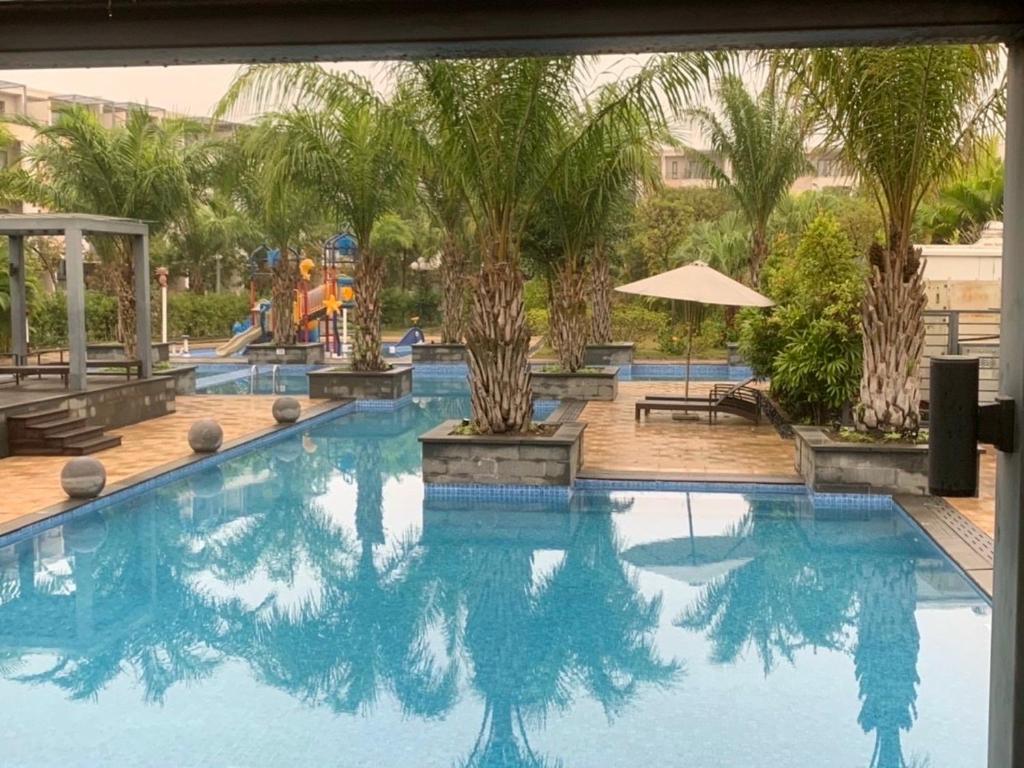 5Bedroom Villa close to the sea with a Lake view