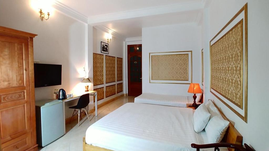 Discovery Hotel