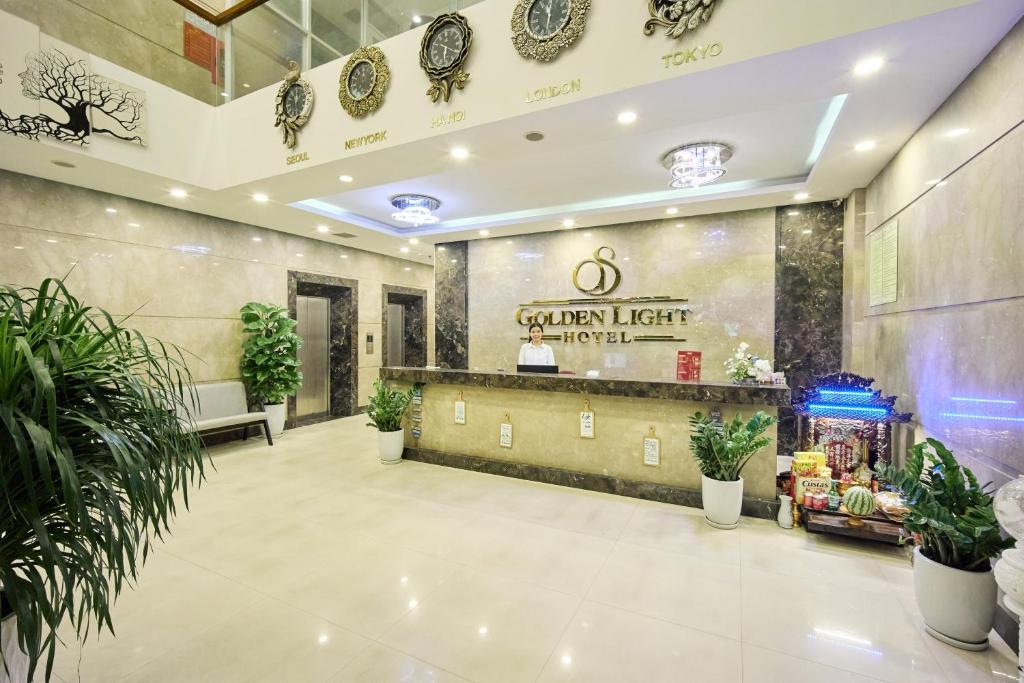 Golden Light Da Nang Hotel
