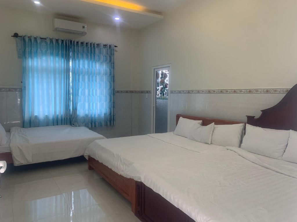 Hà Hùng Panorama Hotel (Cơ sở 2 - Cho thuê nhà nguyên căn cách chợ đêm 300m)
