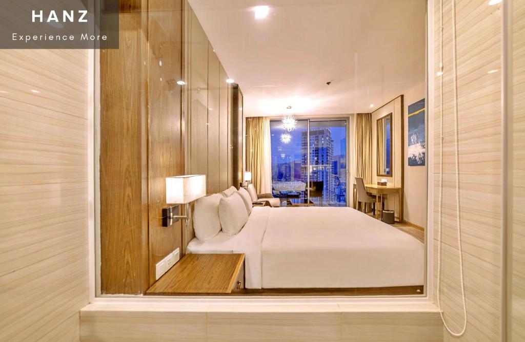 HANZ Business Suite Hillside Grand Residences