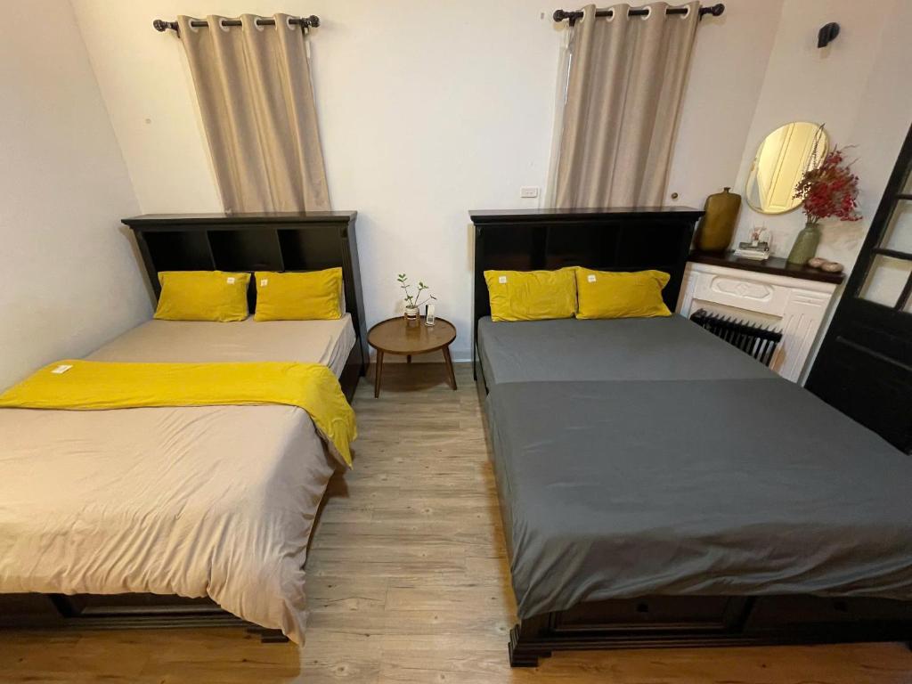 Heart of Hoan Kiem-Fully equipped private house near Old Quarter