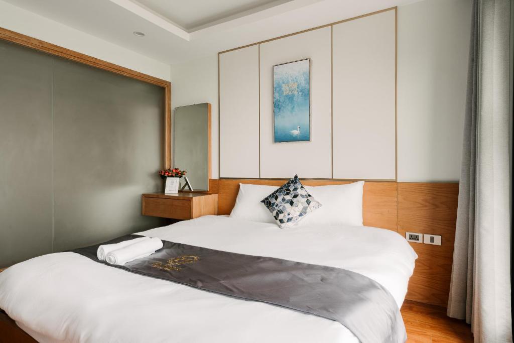 Hi-Home Suites - the West Lake Xuan Dieu