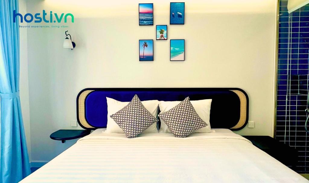 Hillside Mediterranean luxury condotel managed by Hosti