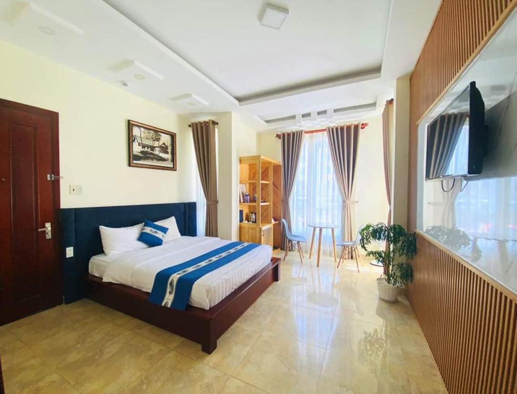 Hoang Quan Hotel