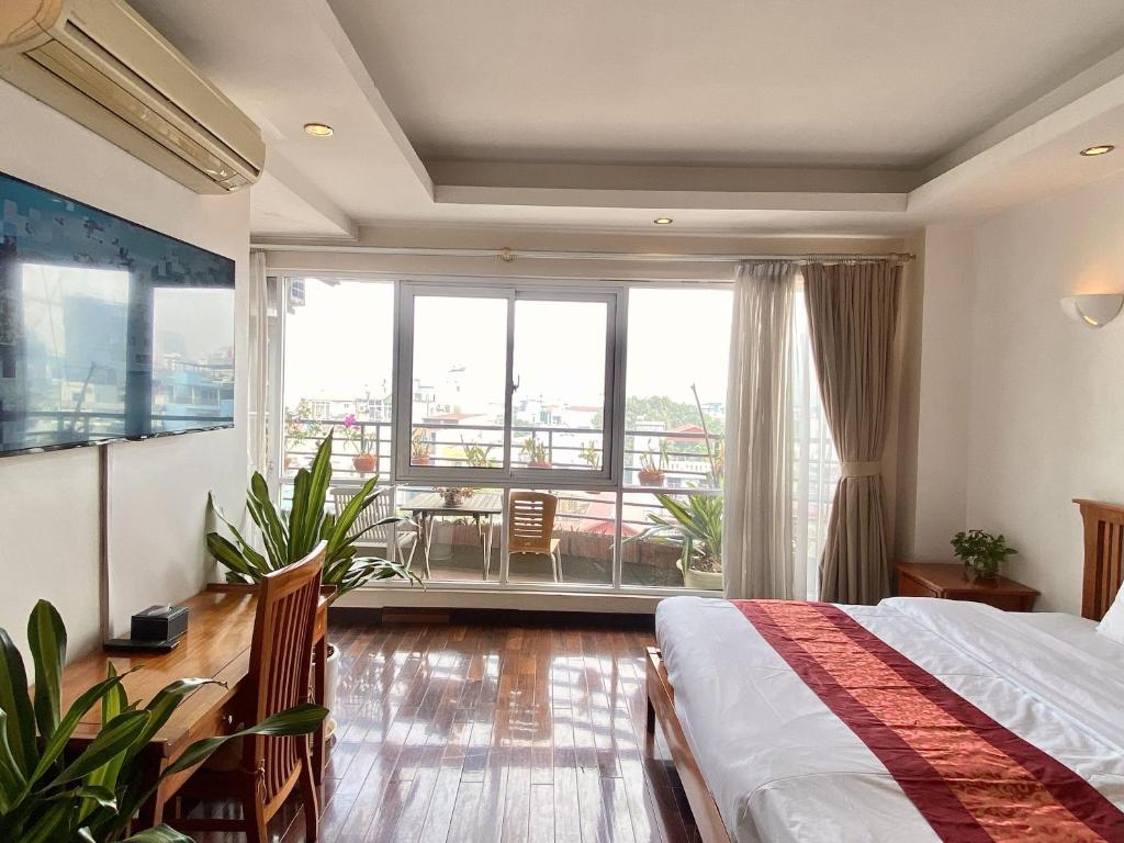 HTC Home Kham Thien