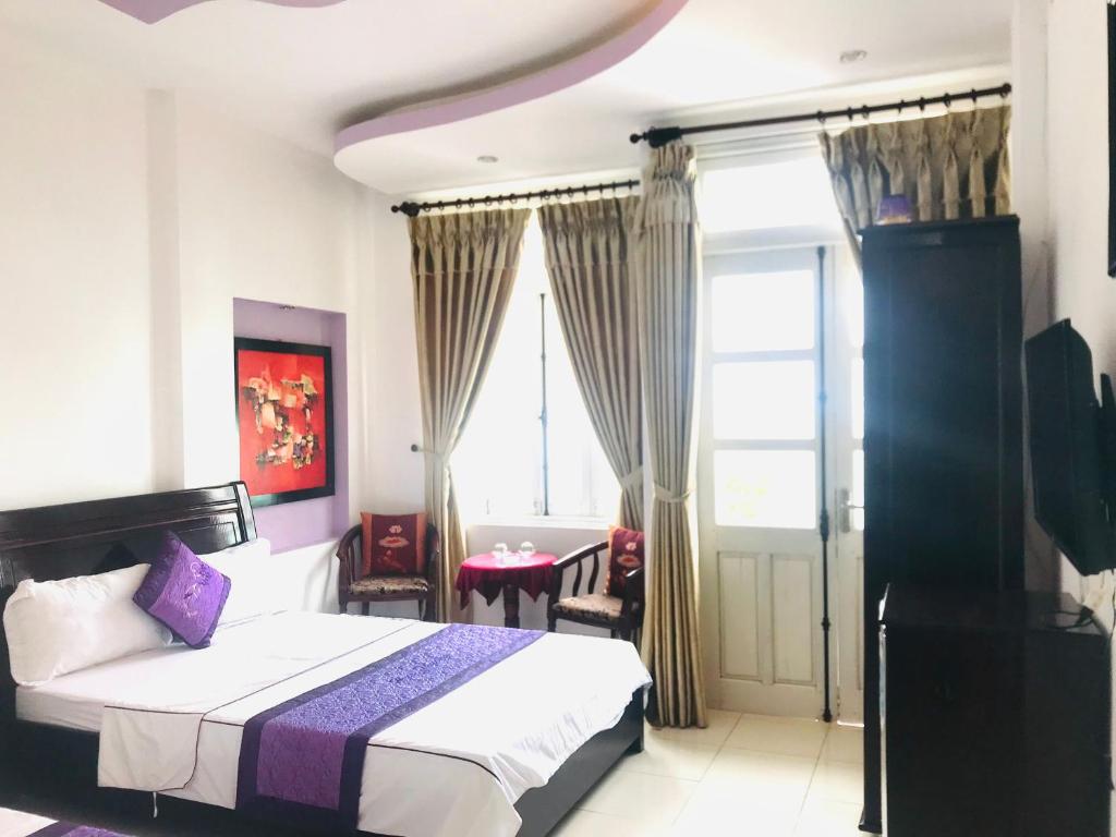 Huế thương Hotel
