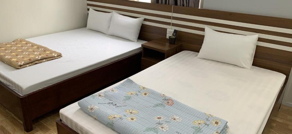 Hương Sen Hotel