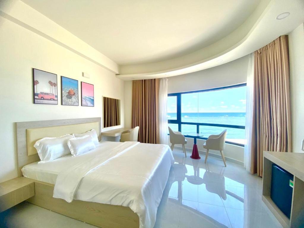 Island Sunset Hotel - Đảo Phú Quý