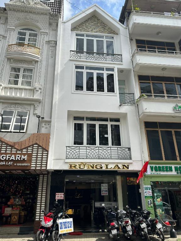 Khách sạn Rừng Lan