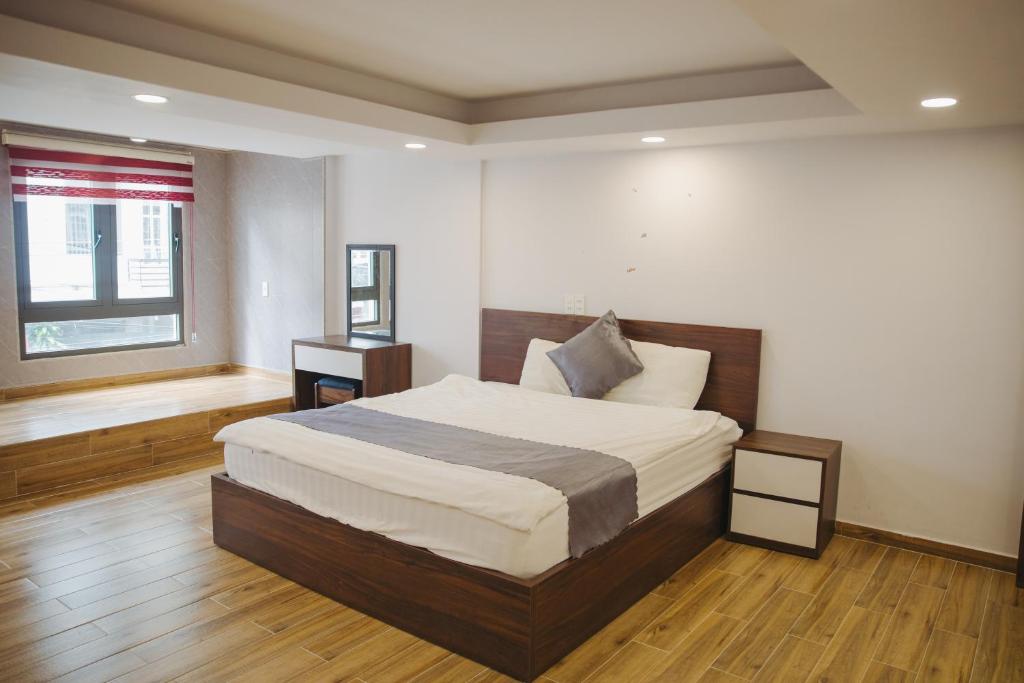Nhà Mai Hotel