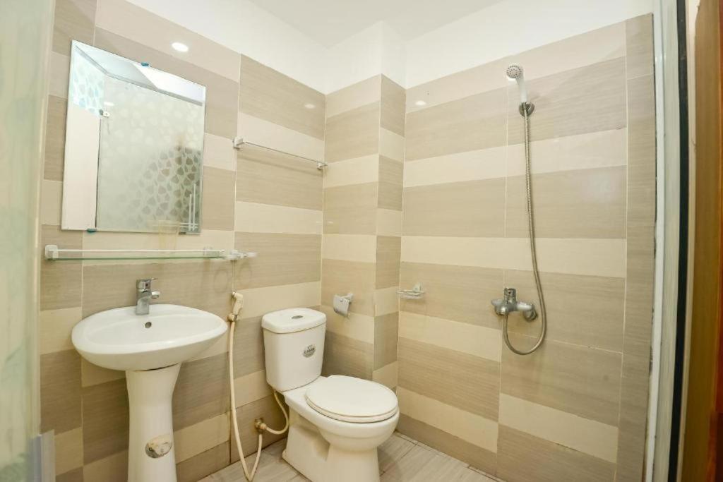 Kim Anh Hotel - 132 Tôn Đức Thắng HN - by BAY LUXURY