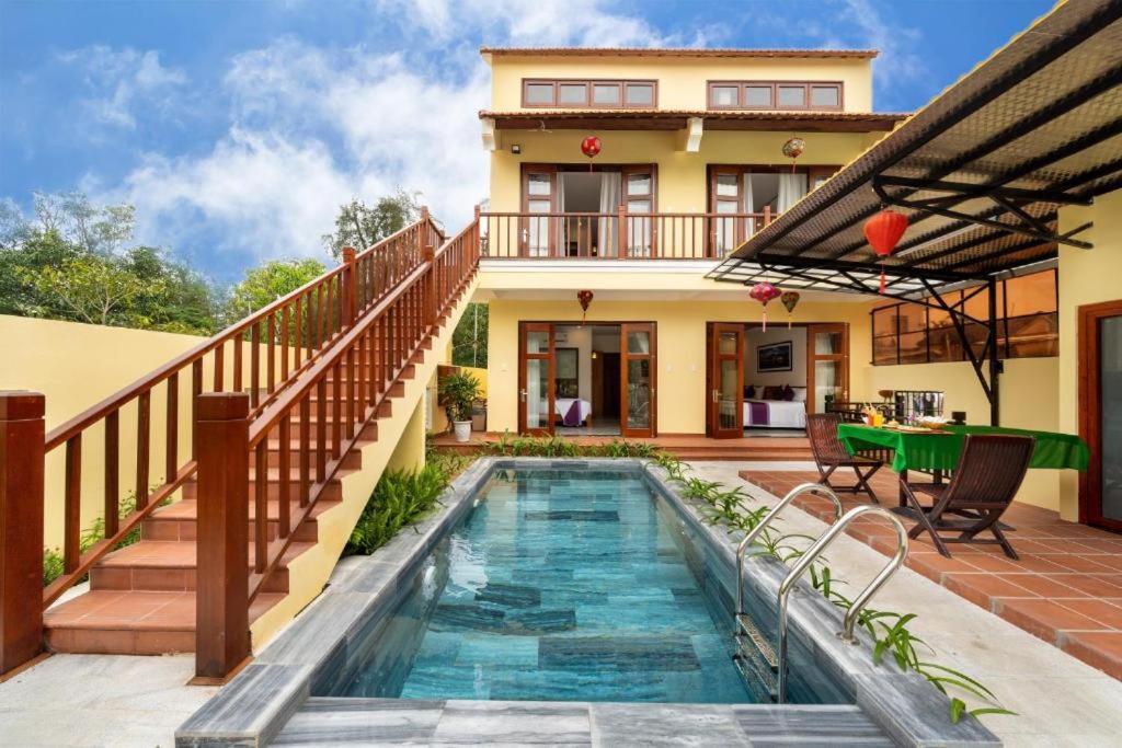 Lama Beach Villa