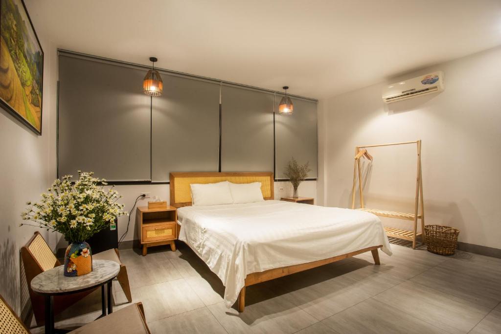 Lanha Hotel - Homestay