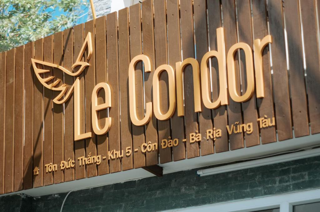 Le Condor 's House & Coffee