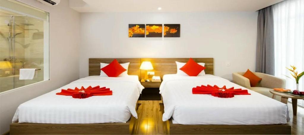 Maple Leaf Hotel & Apartment