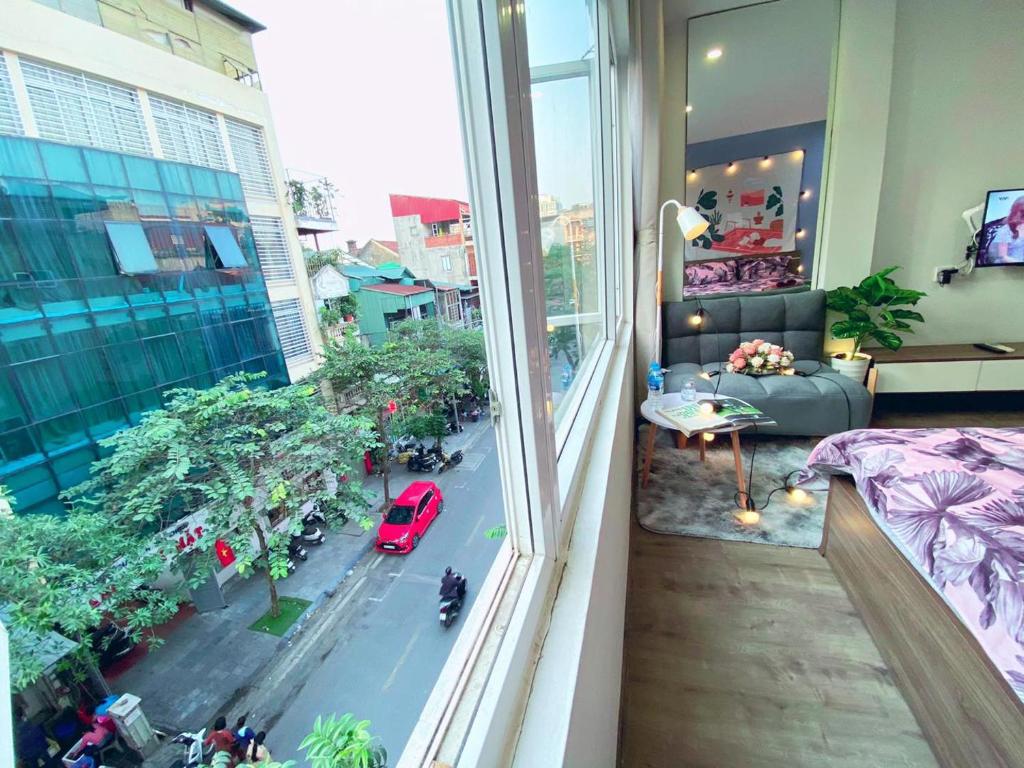 MAY - AMAYZING SKY View