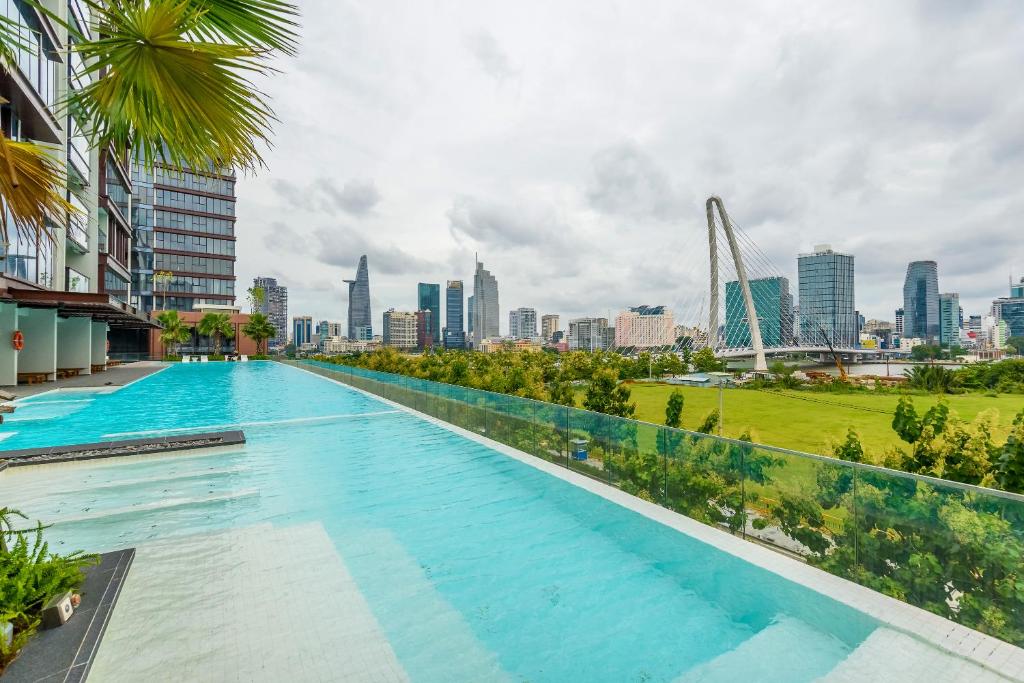 Metropole Saigon Suites