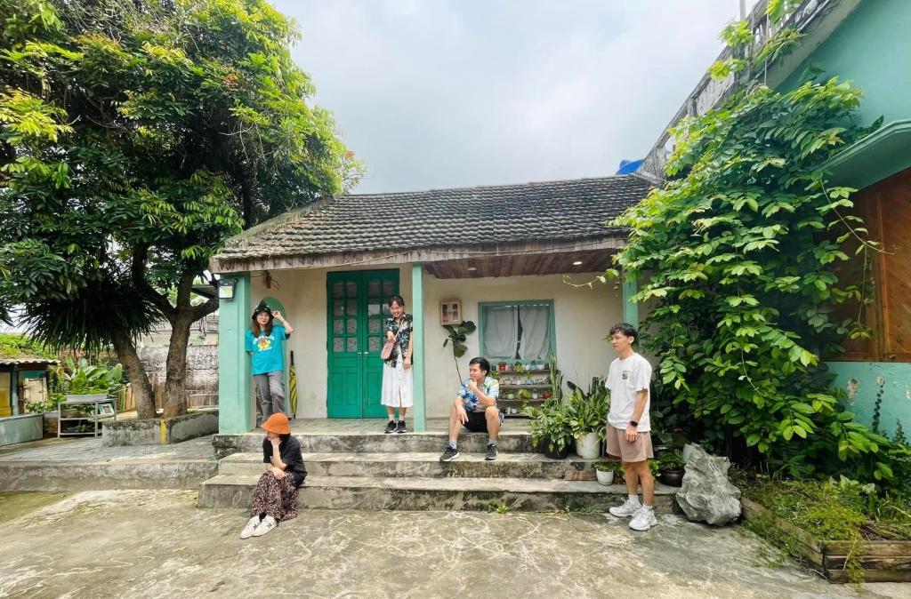 Mơ Homestay - Đầm Vân Long