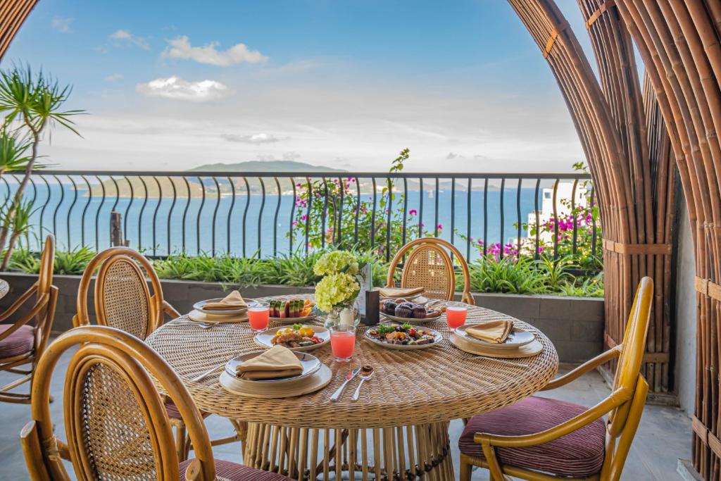Signature Beachside Hotel Nha Trang