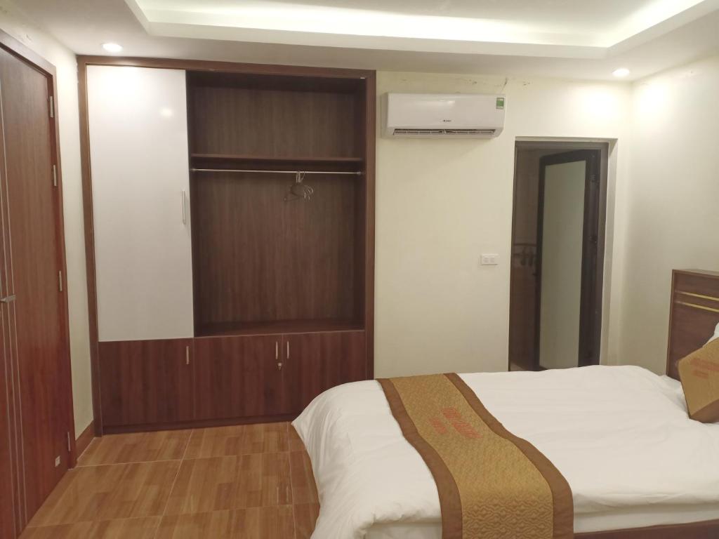 Orchids Hotel