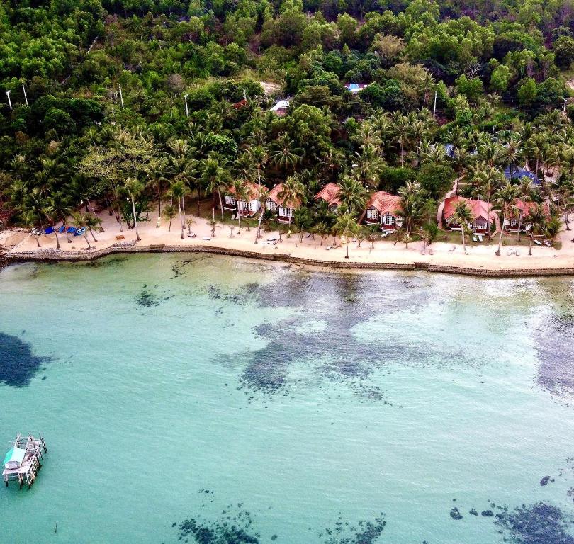 Peppercorn Beach Resort