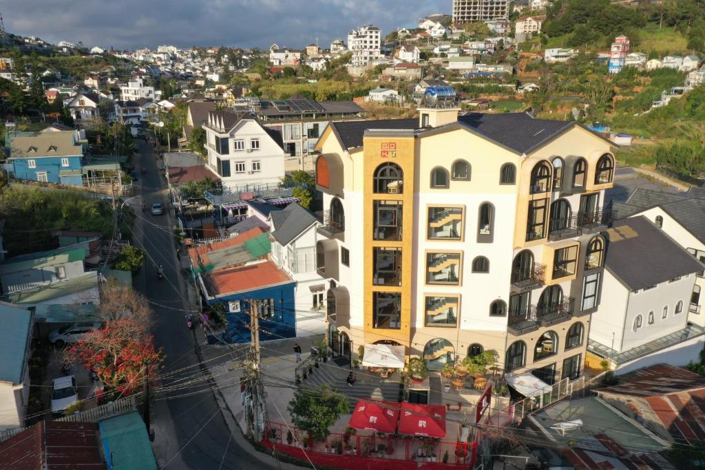 QR Hotel Dalat