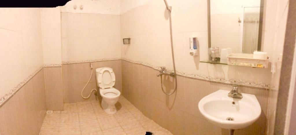 Quang Hiếu Hostel