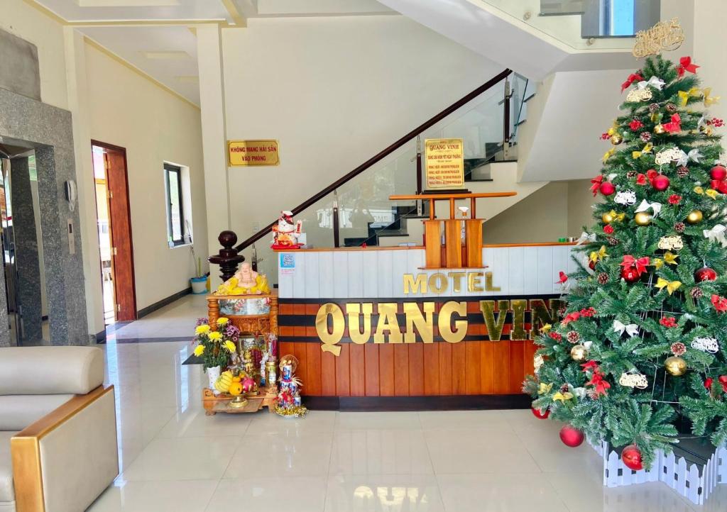 Quang Vinh Hồ Tràm