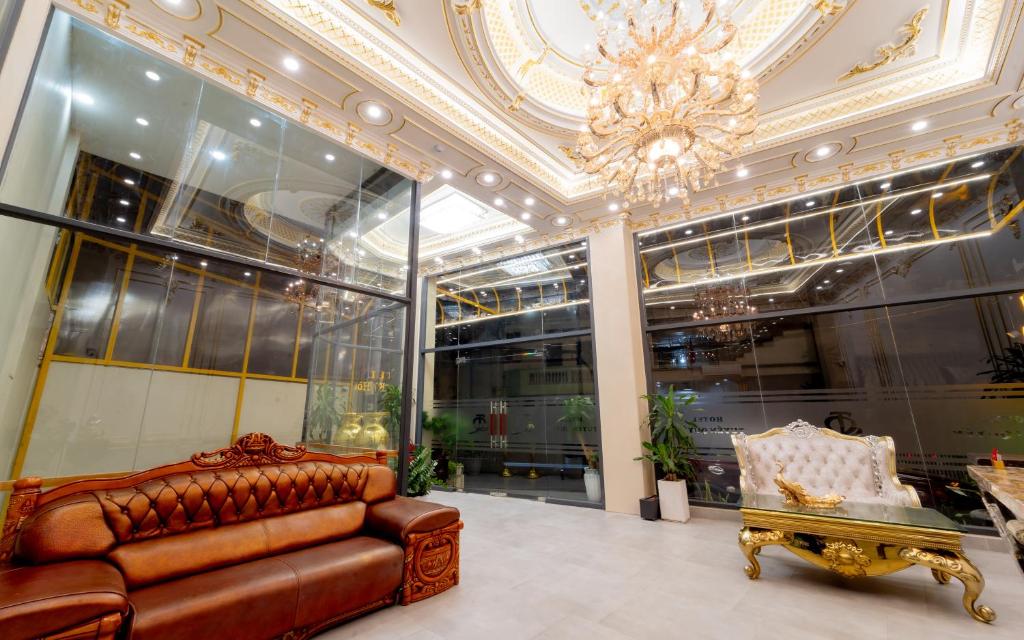 QUEEN KỲ HÒA HOTEL