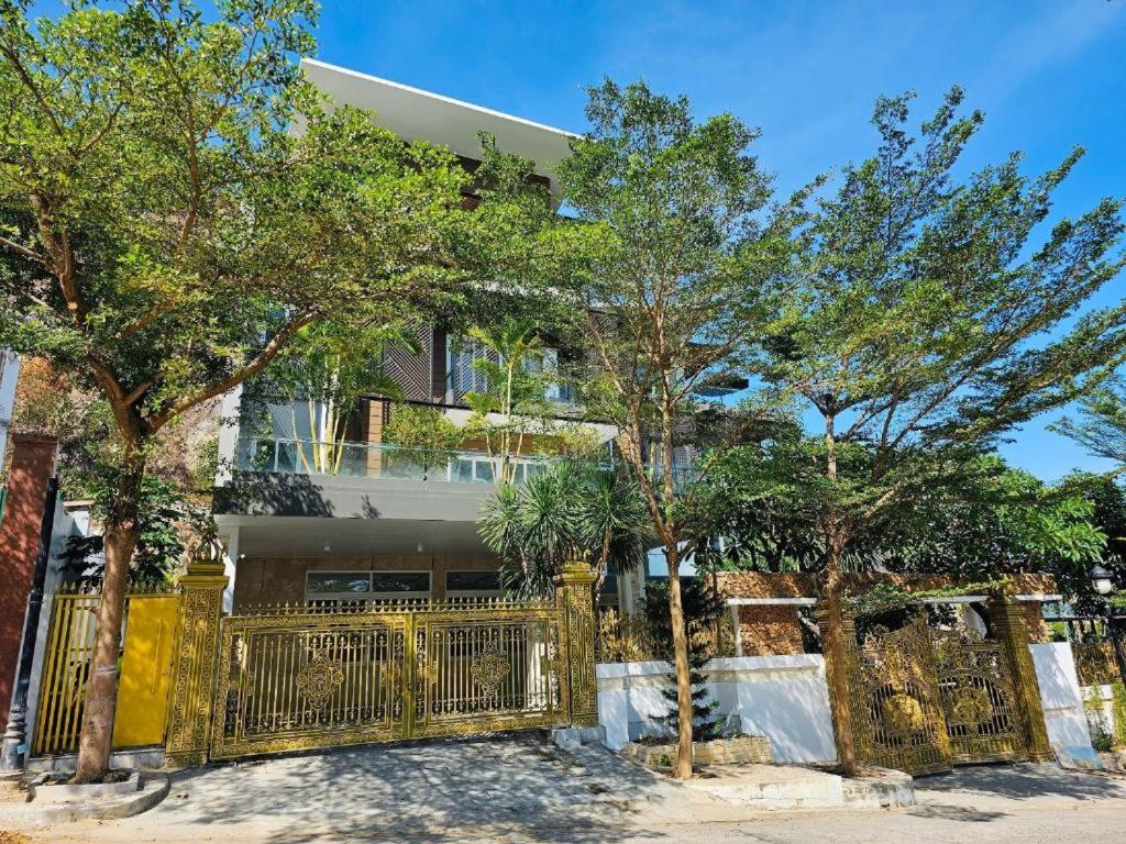 RUBY 2 LUXURY VILLA by NEST GROUP