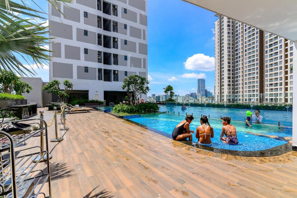 Saigon Banhada - Rivergate - Infinity Pool